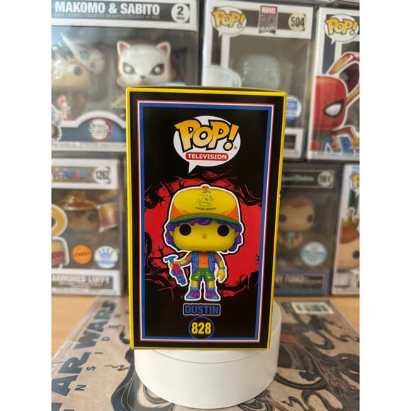 Funko Pop! Dustin #828 Stranger Things Netflix Target Exclusive Black Light - Picture 2 of 6
